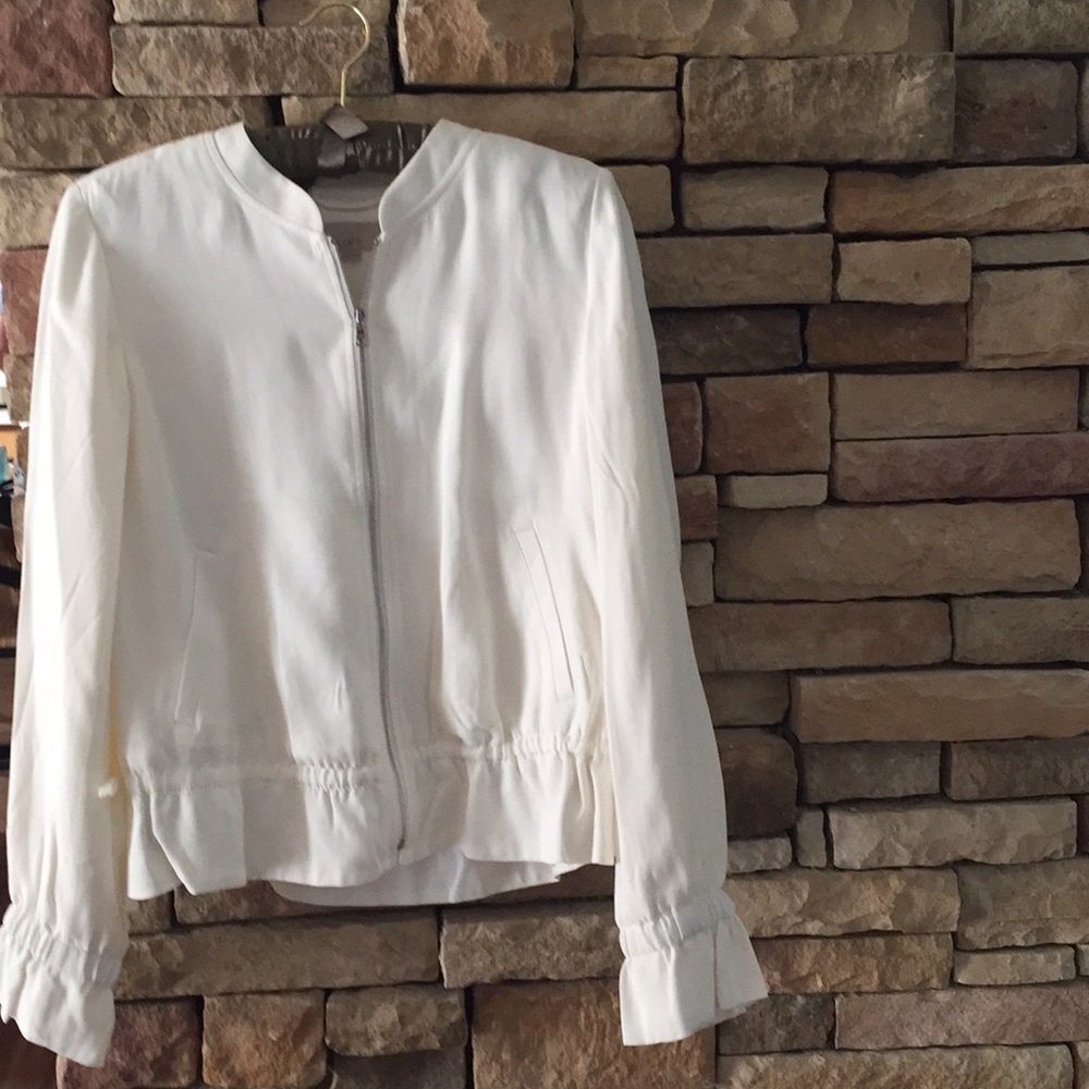 Adorable Loft jacket!